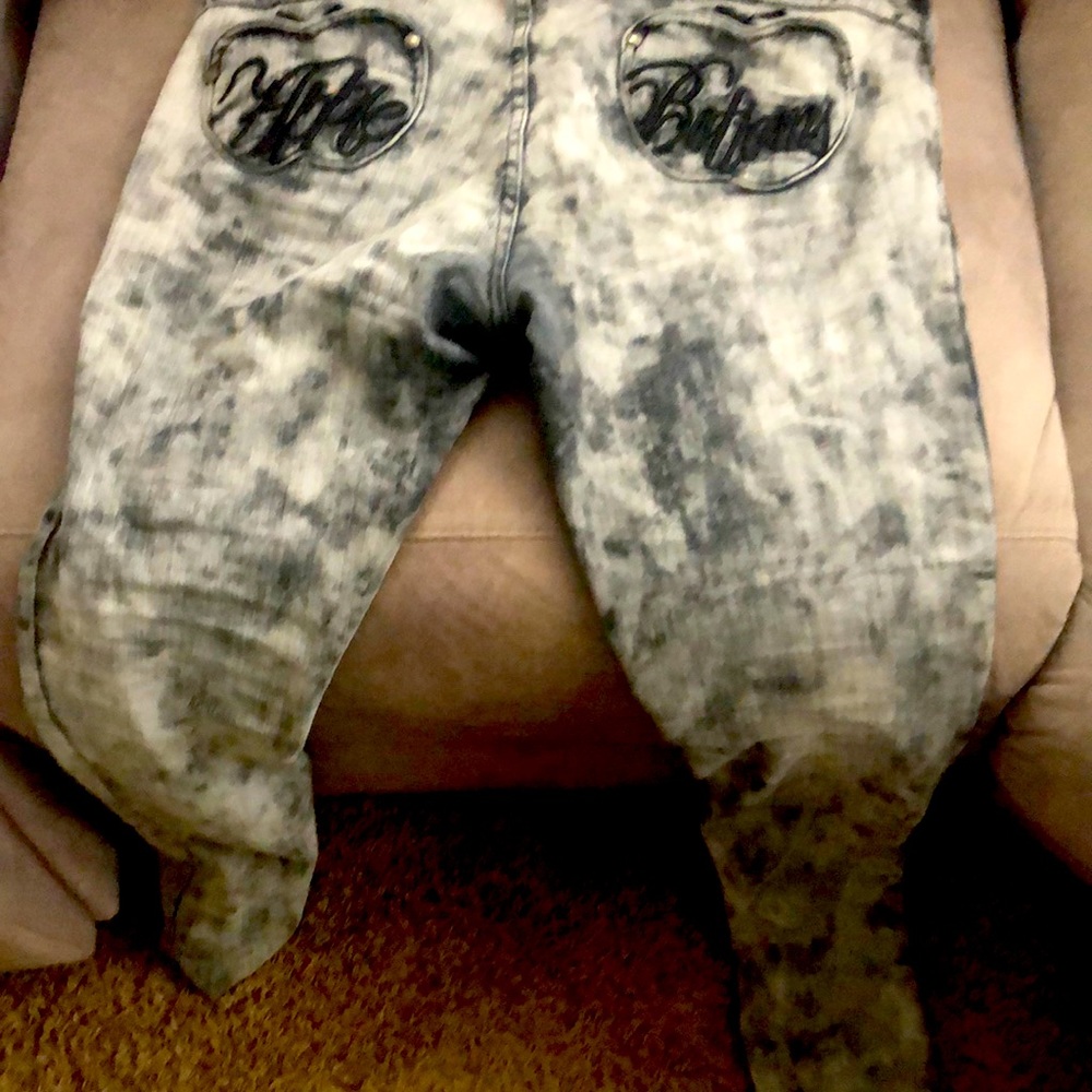 Apple bottom jeans